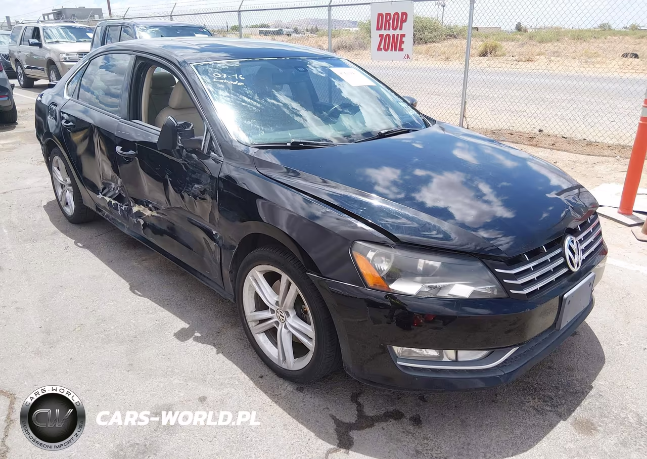 2015 Volkswagen Passat 1.8T Sel Premium – zdjęcie 1 z 17