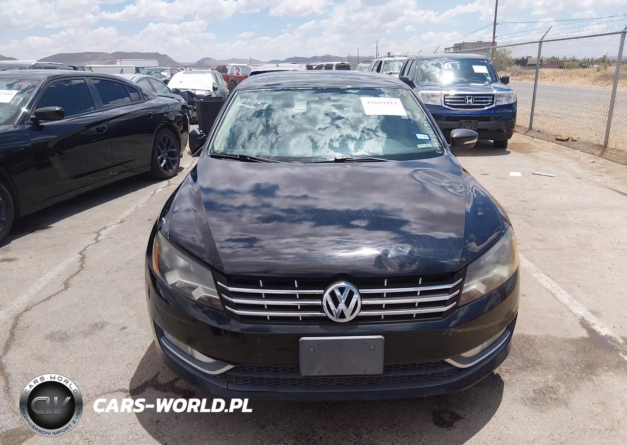 2015 Volkswagen Passat 1.8T Sel Premium VIN:1VWCT7A32FC098118 - 13