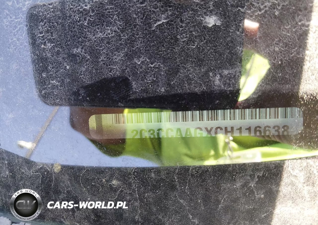 2012 Chrysler 300 VIN:2C3CCAAGXCH116638 - 9