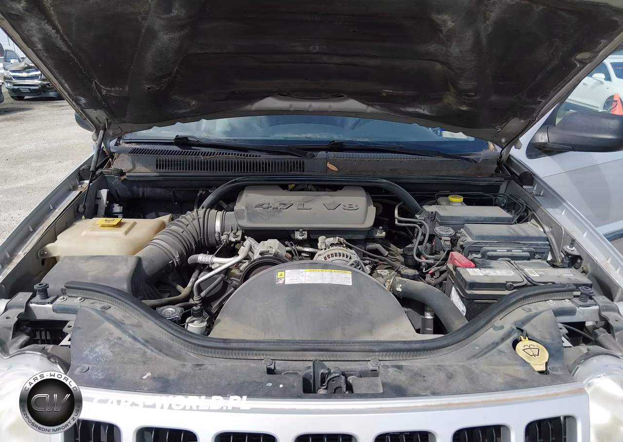 2008 Jeep Grand Cherokee Laredo VIN:1J8HR48N38C206643 - 10