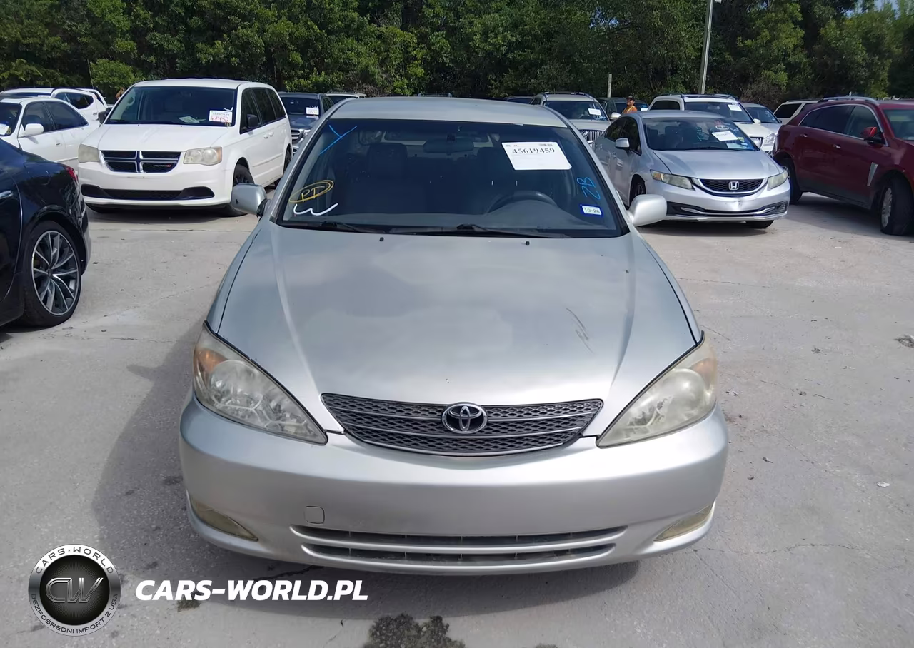 2004 Toyota Camry Le V6 VIN:4T1BF32K14U586208 - 12