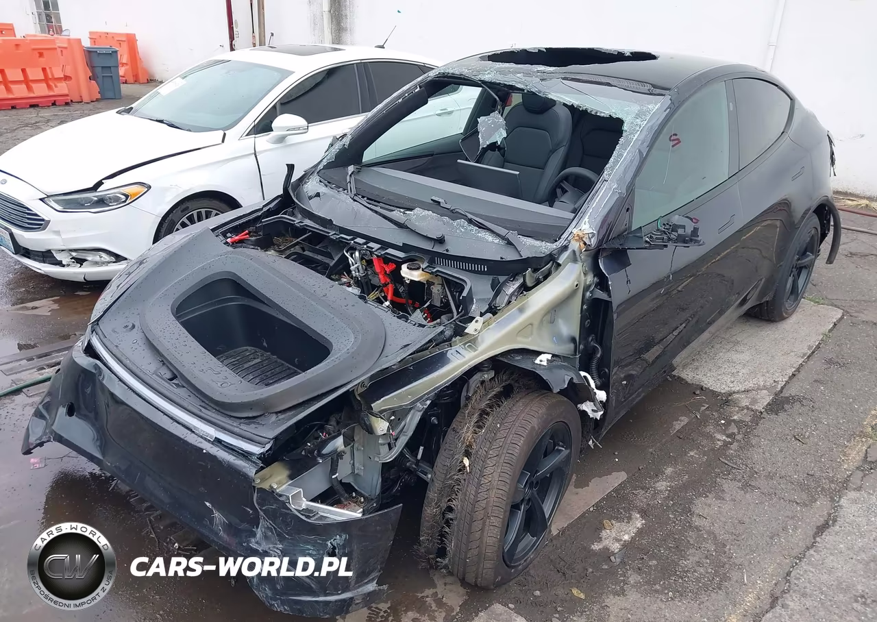 2026 Tesla Model Y All-Wheel Drive-Long Range Launch Series-Premium All-Wheel Drive VIN:7SAYGDEE5TF646766 - 6