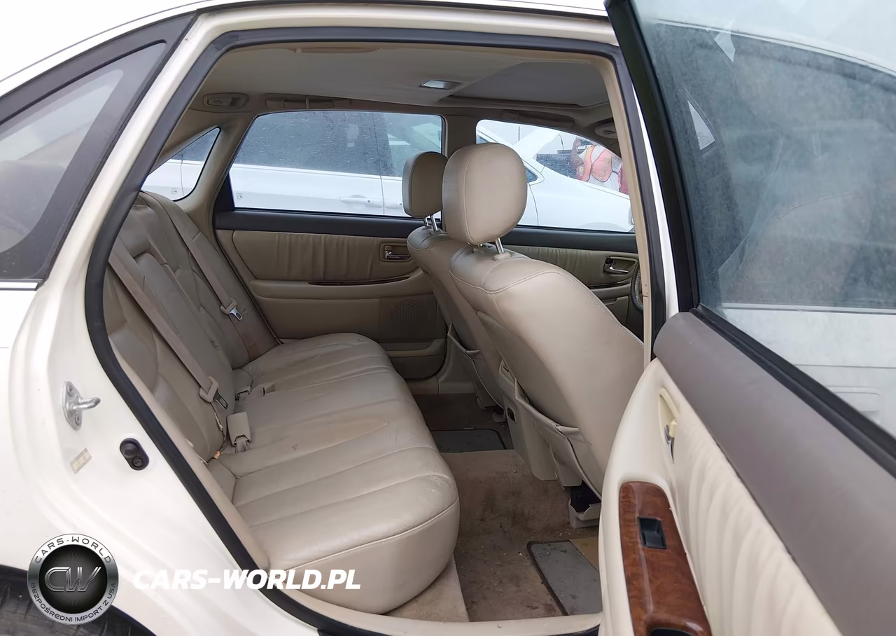 2000 Toyota Avalon Xls VIN:4T1BF28B1YU081373 - 8