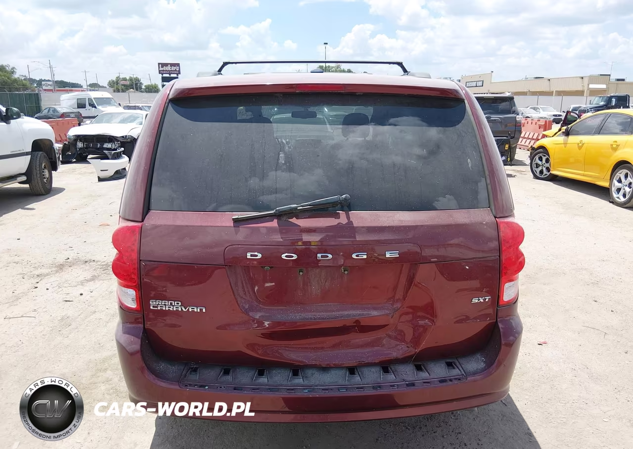 2018 Dodge Grand Caravan Sxt VIN:2C4RDGCG7JR134105 - 16