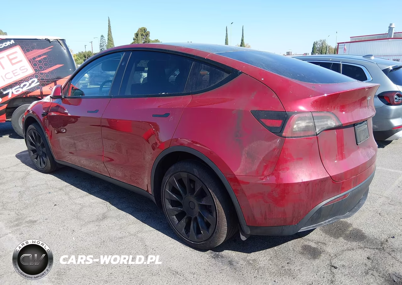 2024 Tesla Model Y Long Range Single Motor Rear-Wheel Drive-Rwd VIN:7SAYGDED8RF100897 - 3