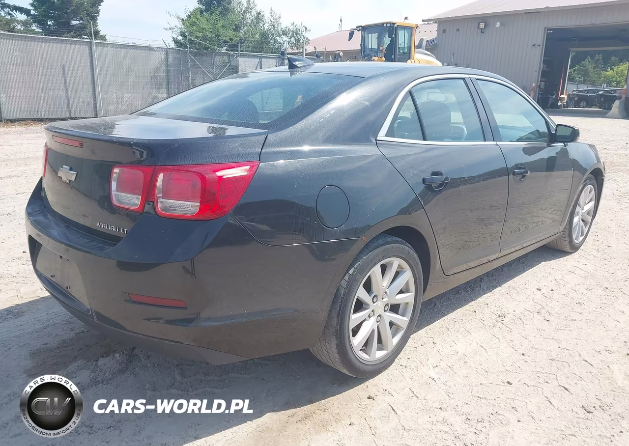 2015 Chevrolet Malibu 2Lt VIN:1G11D5SL3FF119866 - 4