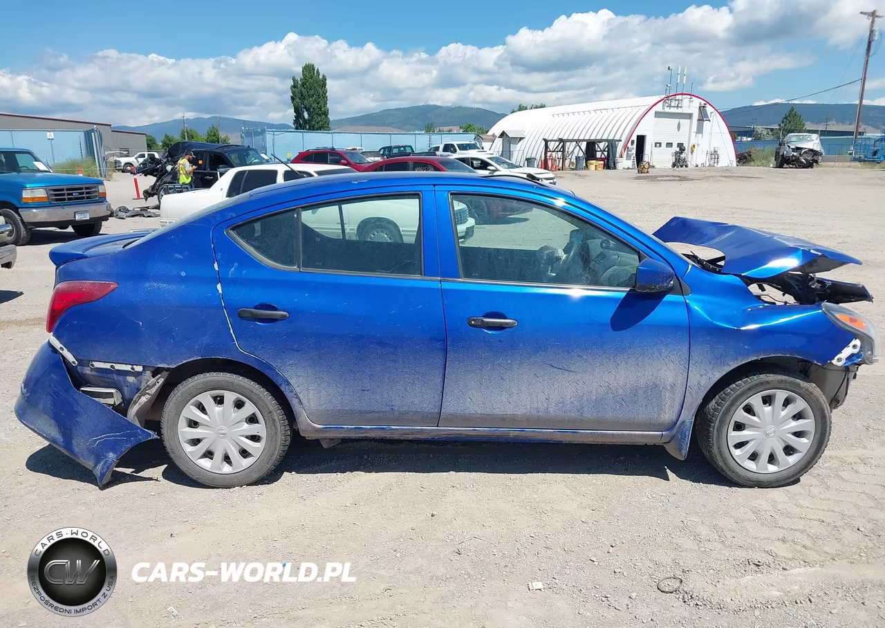 2017 Nissan Versa 1.6 S+ VIN:3N1CN7AP1HL832435 - 14