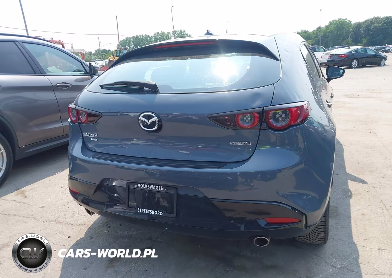2021 Mazda Mazda3 Premium VIN:JM1BPBML0M1402962 - 16