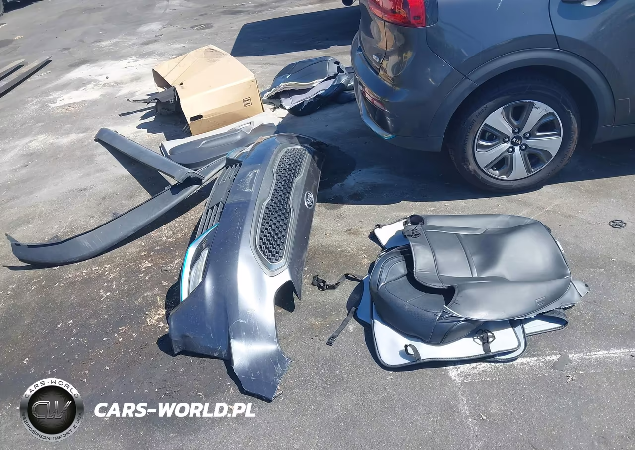 2018 Kia Niro Plug-In Hybrid Lx VIN:KNDCM3LD5J5204315 - 12