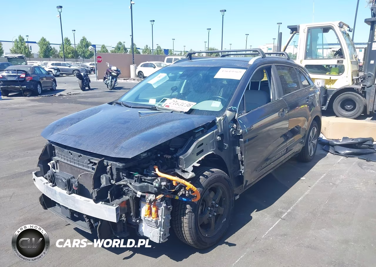 2018 Kia Niro Plug-In Hybrid Lx VIN:KNDCM3LD5J5204315 - 6