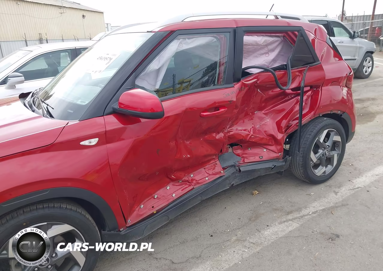 2023 Hyundai Venue Sel VIN:KMHRC8A31PU215648 - 6