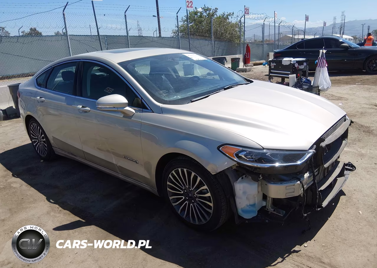 2017 Ford Fusion Hybrid Se – zdjęcie 1 z 17