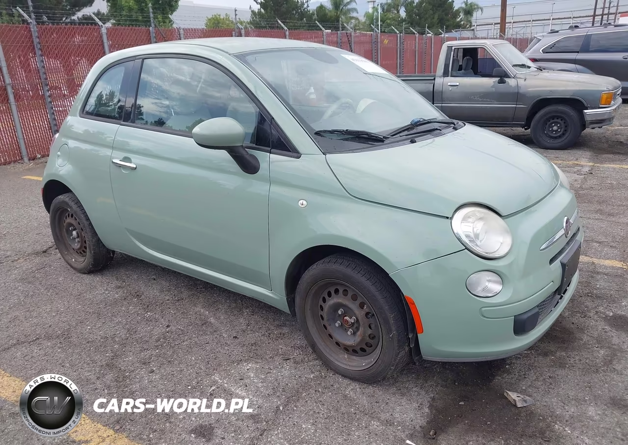 2015 Fiat 500 – zdjęcie 1 z 14