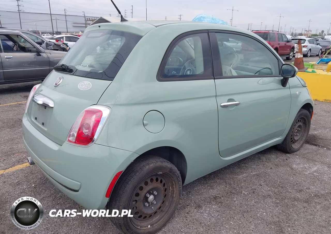 2015 Fiat 500 VIN:3C3CFFAR5FT624405 - 4