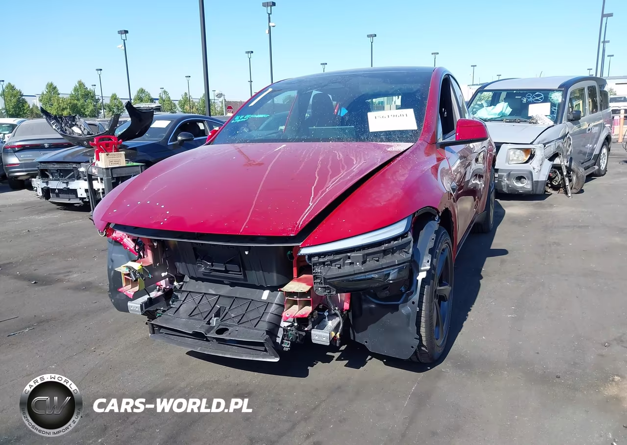 2026 Tesla Model Y Premium Rear-Wheel Drive-Rear-Wheel Drive VIN:7SAYGDED7TF645111 - 13