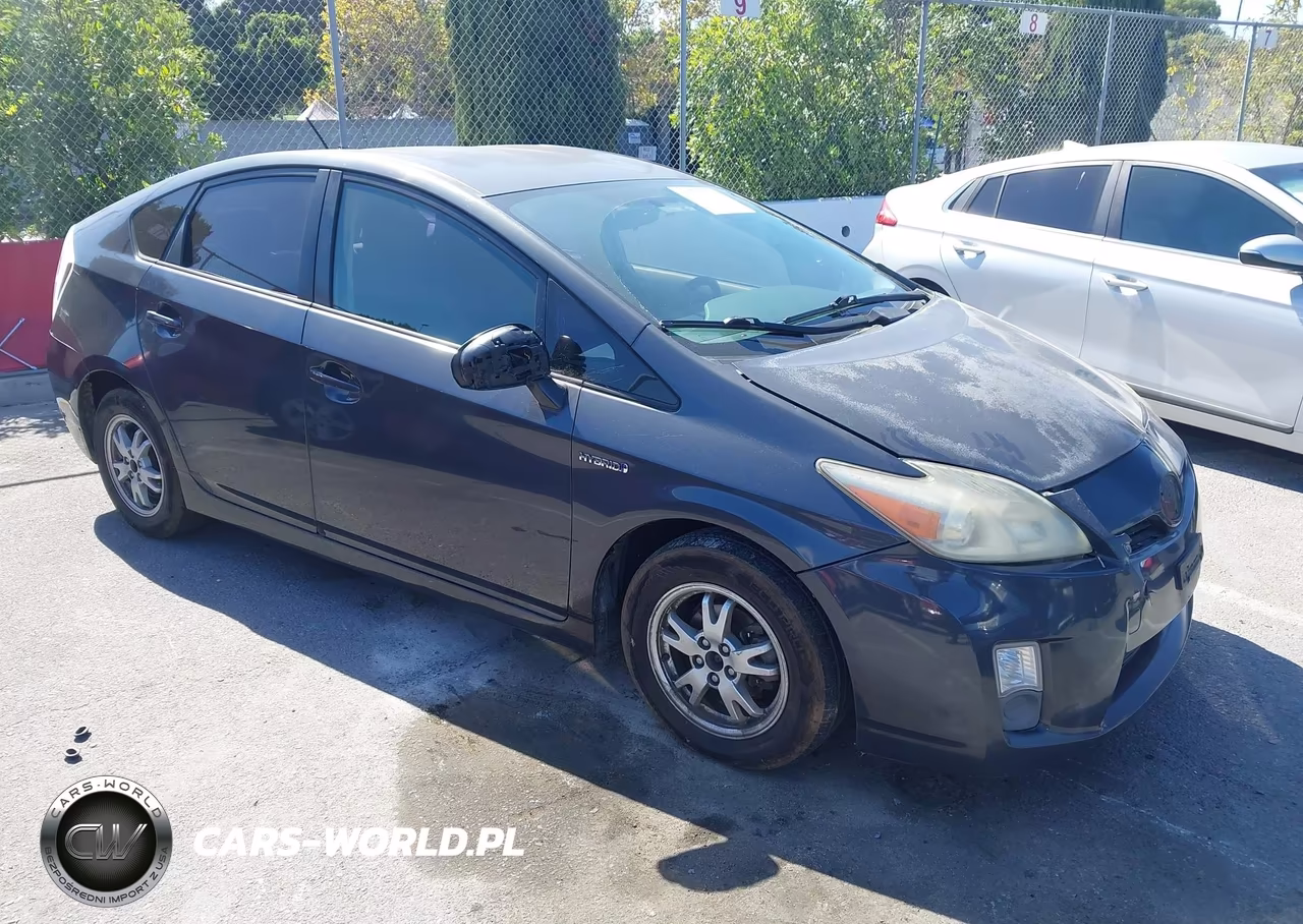 2011 Toyota Prius Three – zdjęcie 1 z 19