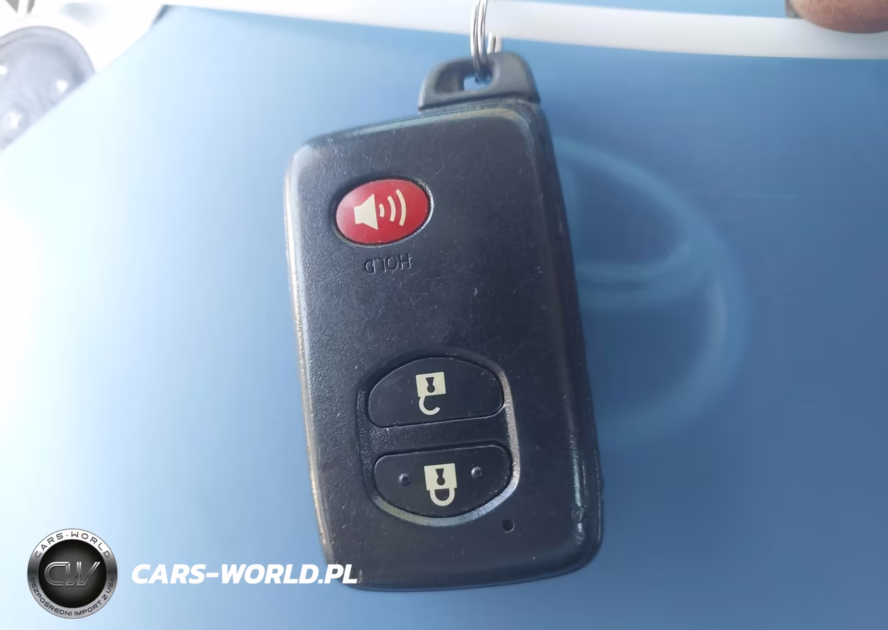 2011 Toyota Prius Three VIN:JTDKN3DU0B1394153 - 11