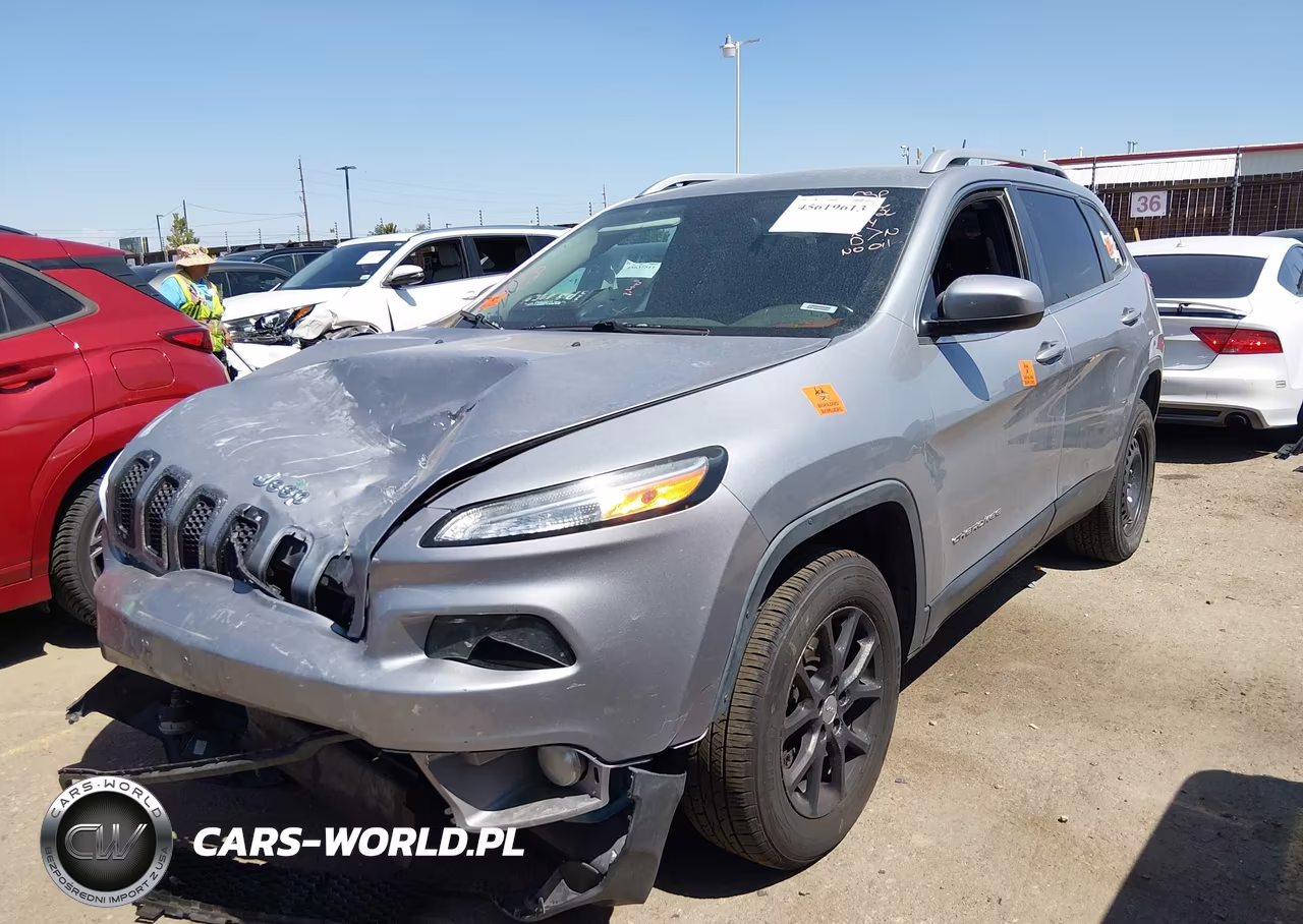 2014 Jeep Cherokee Latitude VIN:1C4PJMCB9EW126023 - 2