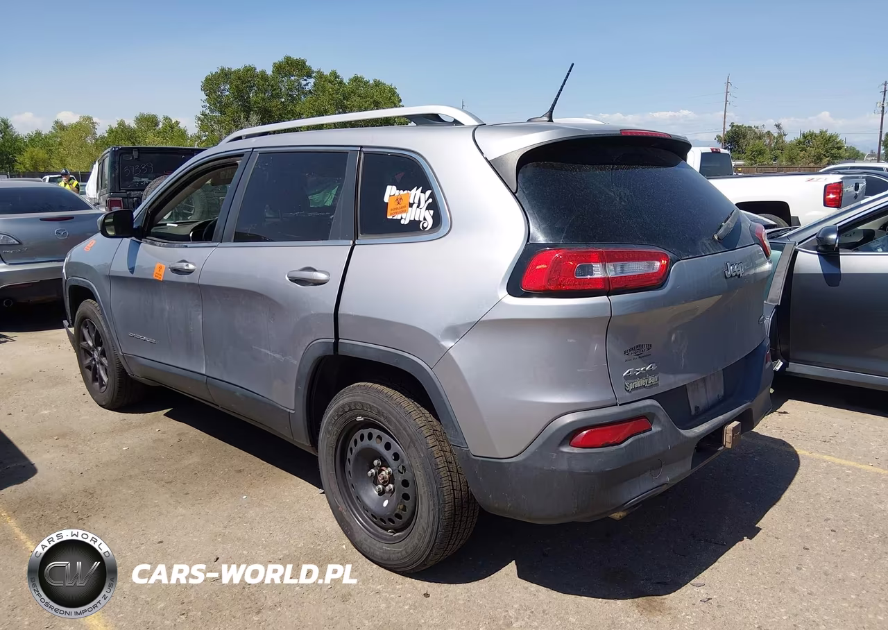 2014 Jeep Cherokee Latitude VIN:1C4PJMCB9EW126023 - 3
