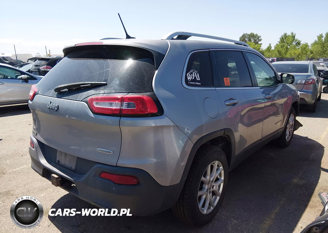 2014 Jeep Cherokee Latitude VIN:1C4PJMCB9EW126023 - 4