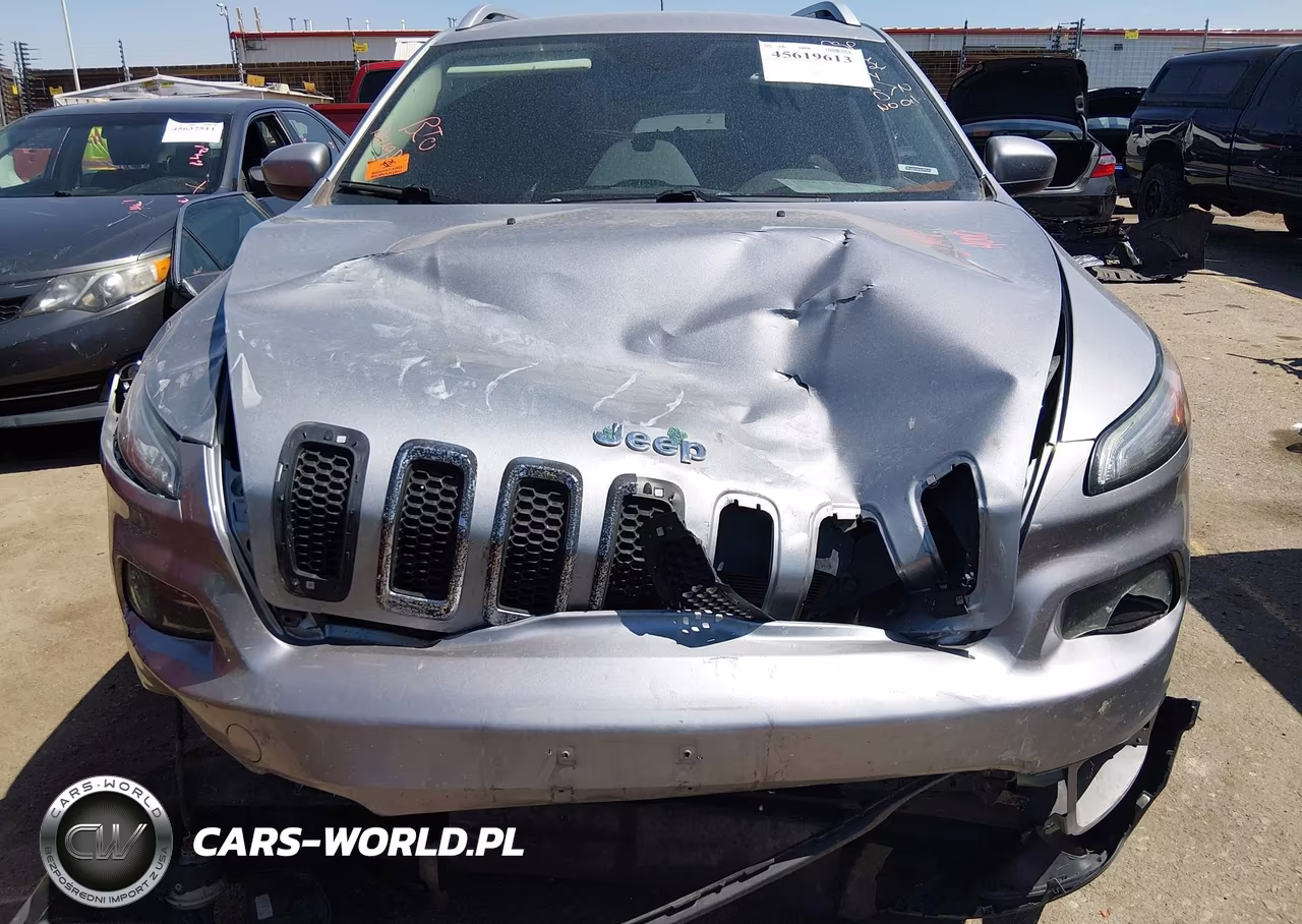 2014 Jeep Cherokee Latitude VIN:1C4PJMCB9EW126023 - 6