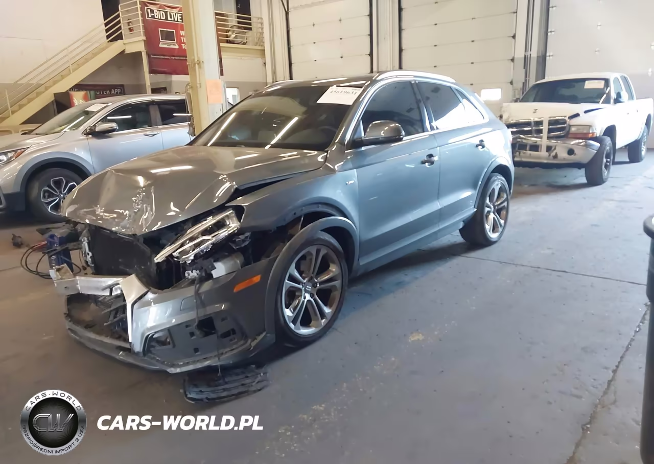 2016 Audi Q3 2.0T Premium Plus VIN:WA1GFCFS0GR003696 - 2