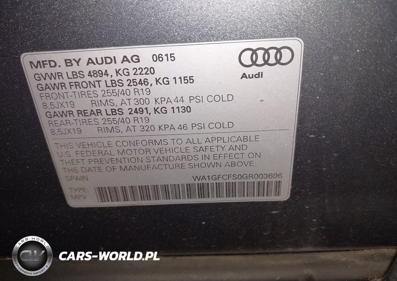 2016 Audi Q3 2.0T Premium Plus VIN:WA1GFCFS0GR003696 - 9