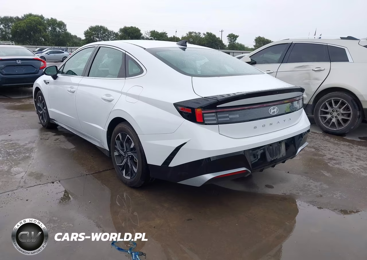 2025 Hyundai Sonata Sel VIN:KMHL64JAXSA500556 - 3