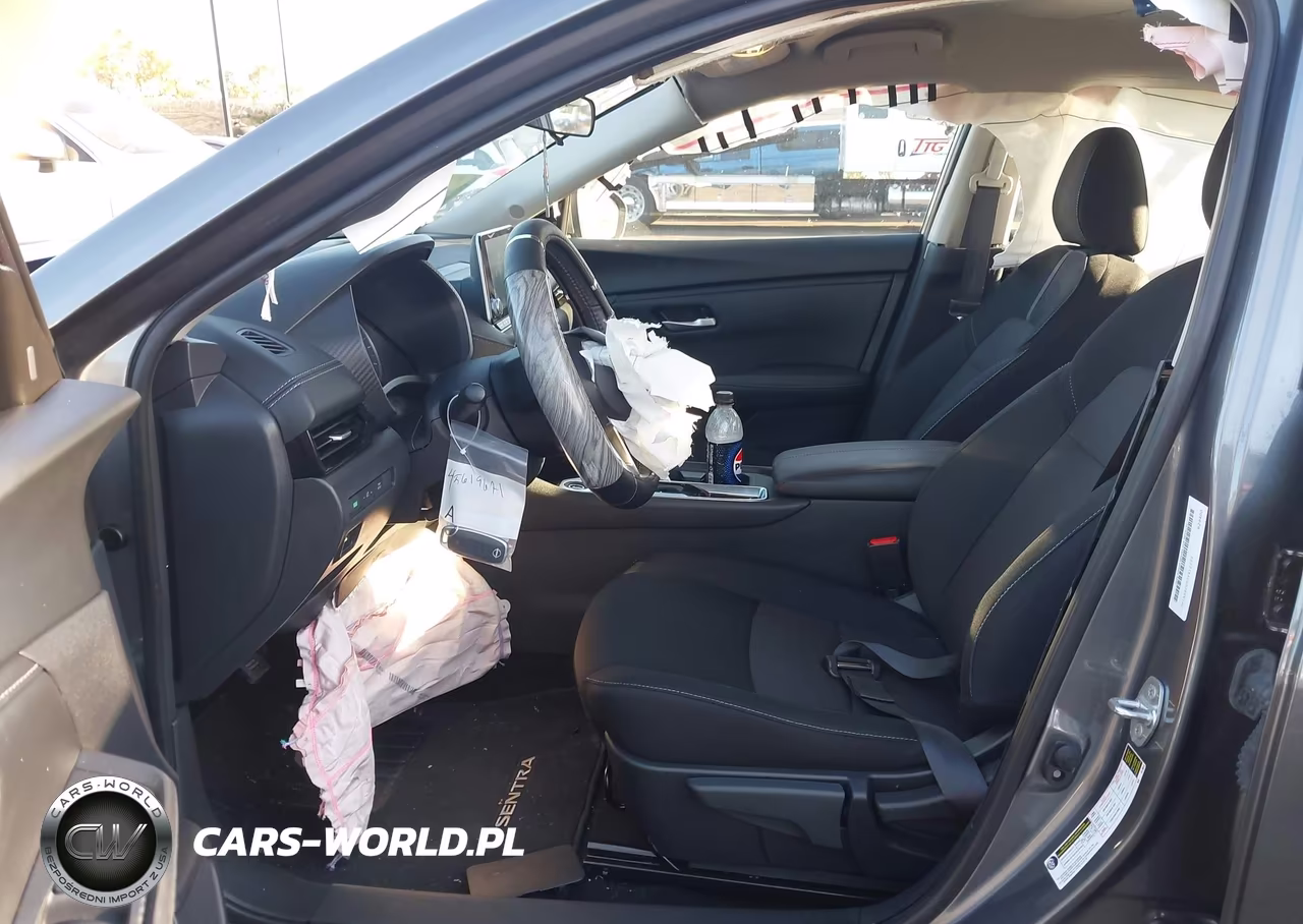 2025 Nissan Sentra Sv VIN:3N1AB8CV5SY412298 - 5