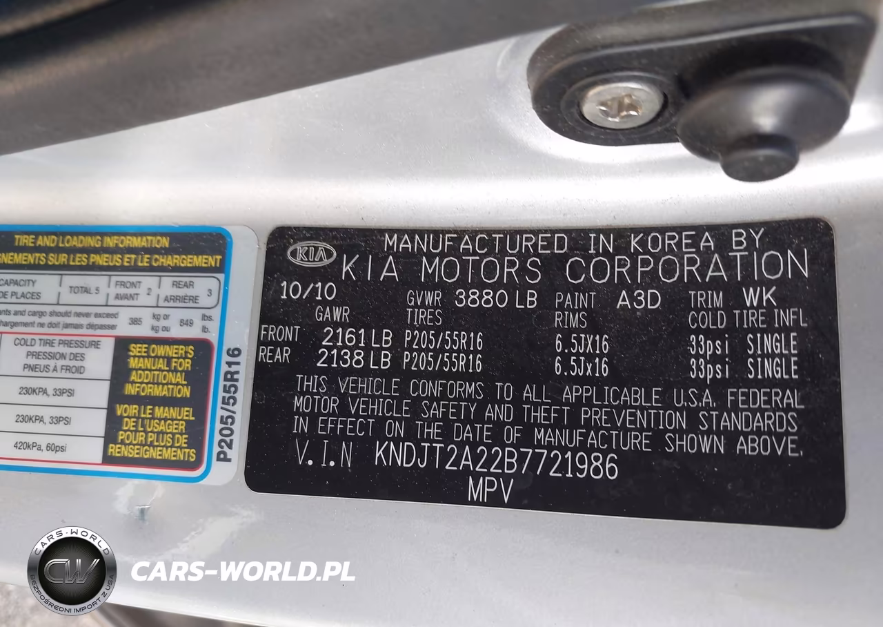 2011 Kia Soul + VIN:KNDJT2A22B7721986 - 9