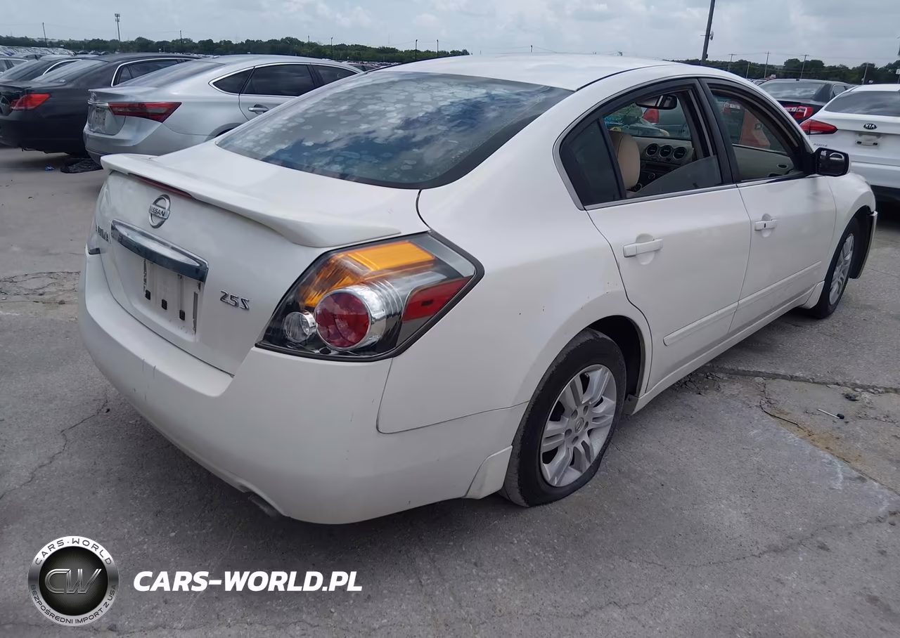 2012 Nissan Altima 2.5 S VIN:1N4AL2AP5CN557258 - 4