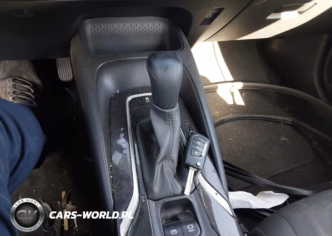 2020 Toyota Corolla Le VIN:5YFEPRAE8LP094297 - 11