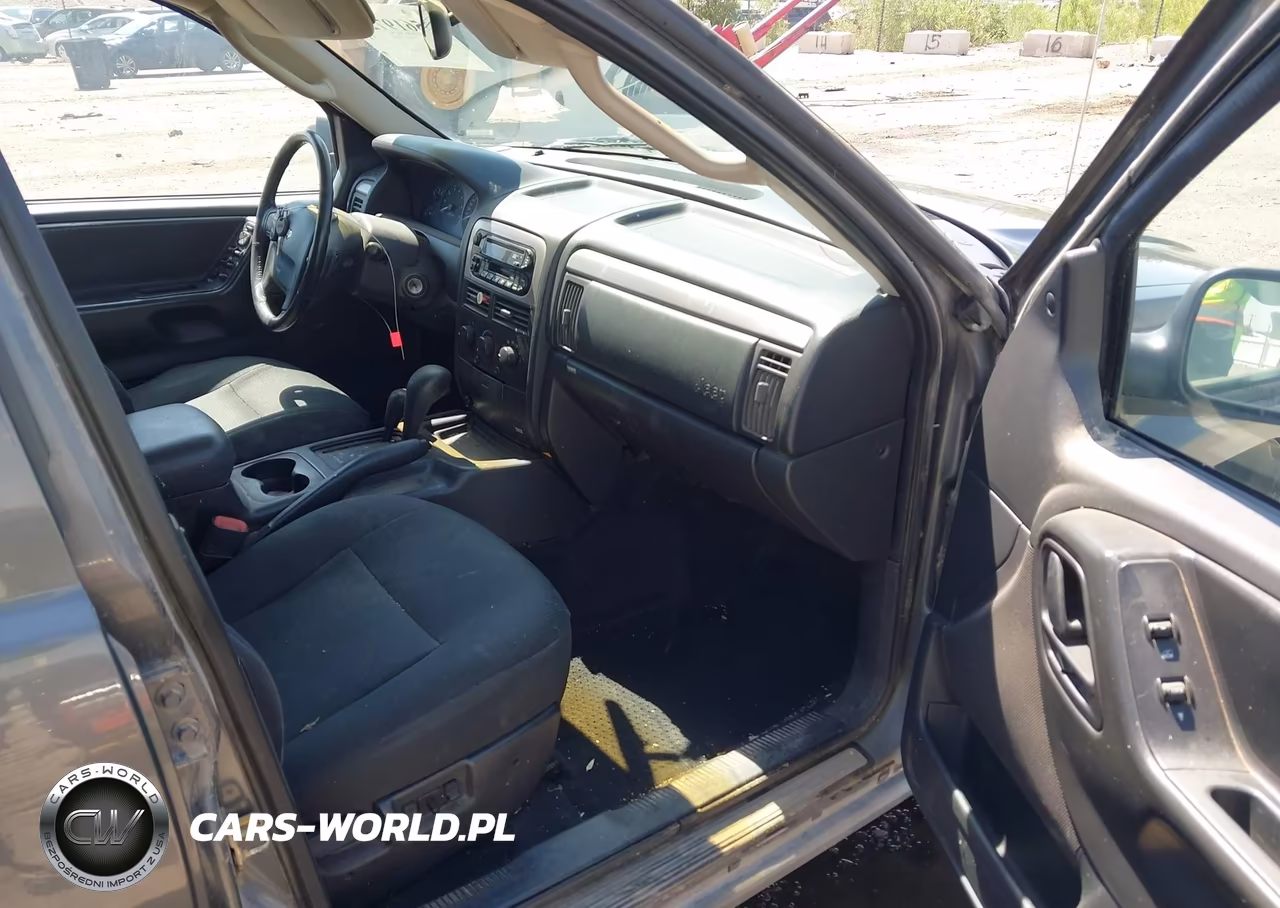 2002 Jeep Grand Cherokee Laredo VIN:1J4GW48N02C119652 - 5
