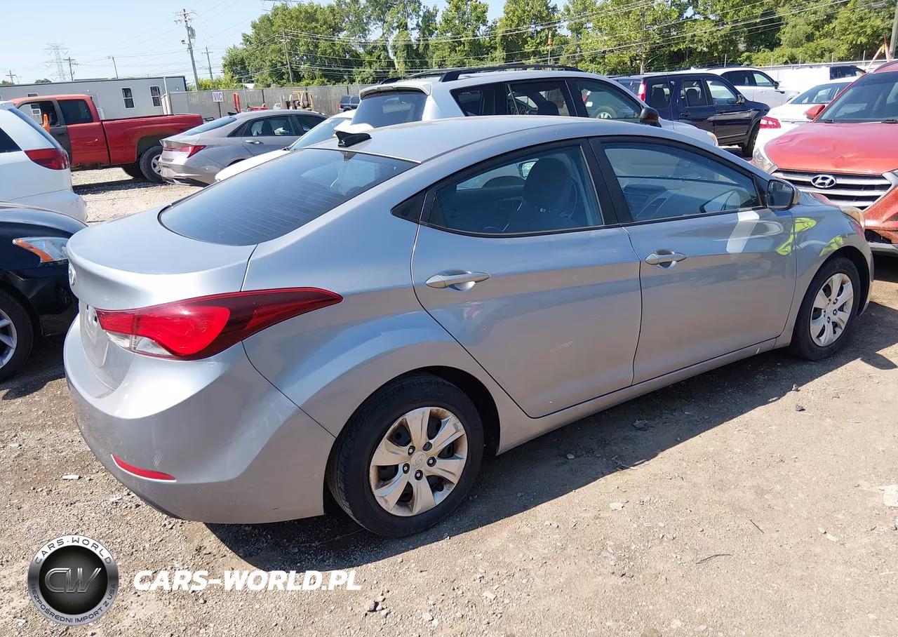 2016 Hyundai Elantra Se VIN:5NPDH4AE7GH766476 - 4