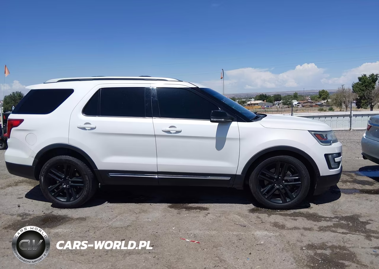 2017 Ford Explorer Xlt VIN:1FM5K7D80HGC20729 - 13