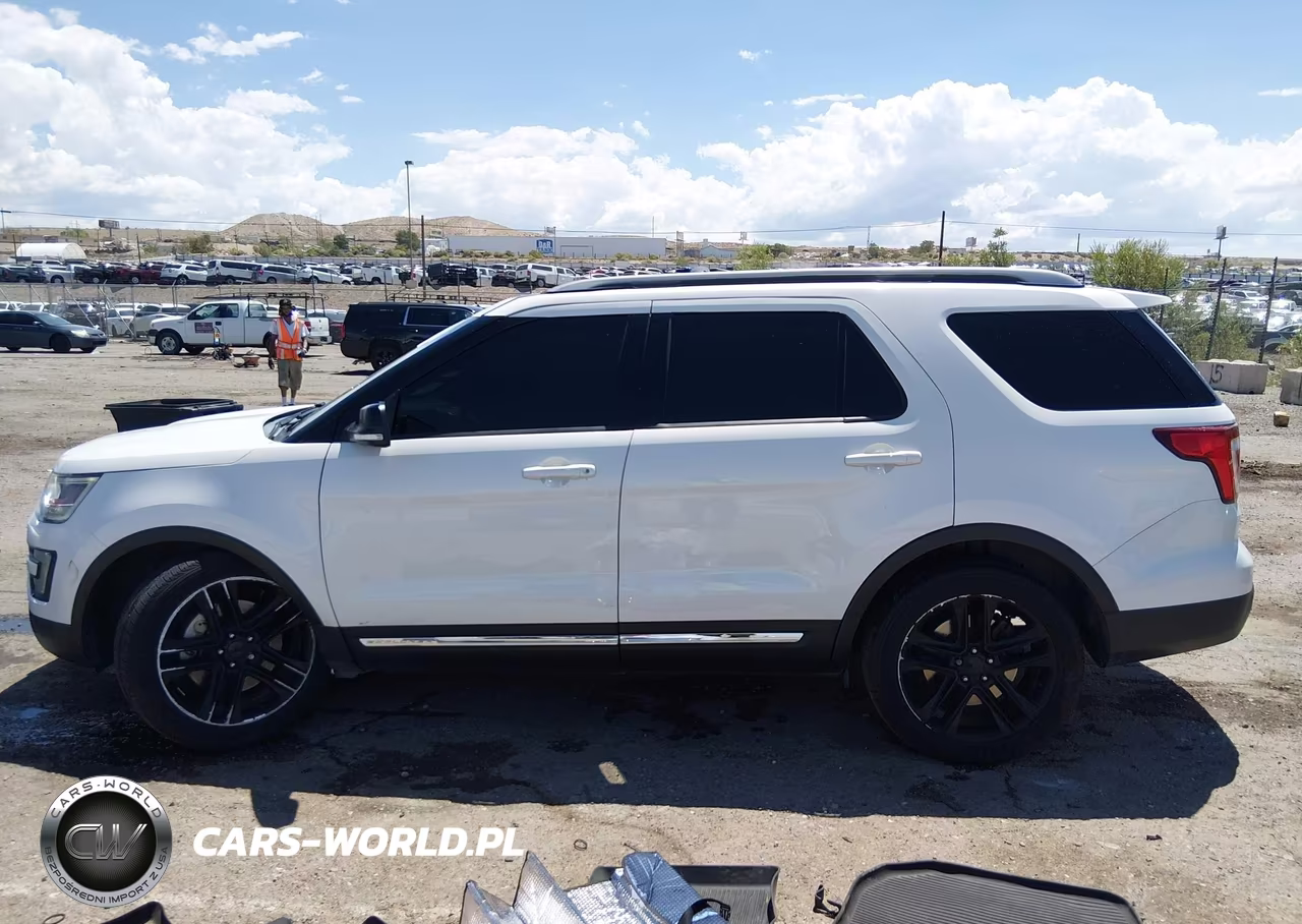 2017 Ford Explorer Xlt VIN:1FM5K7D80HGC20729 - 14