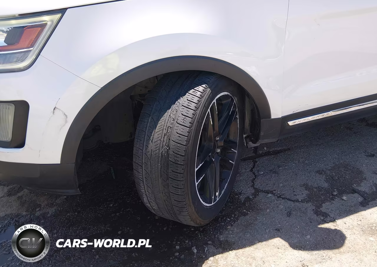2017 Ford Explorer Xlt VIN:1FM5K7D80HGC20729 - 6