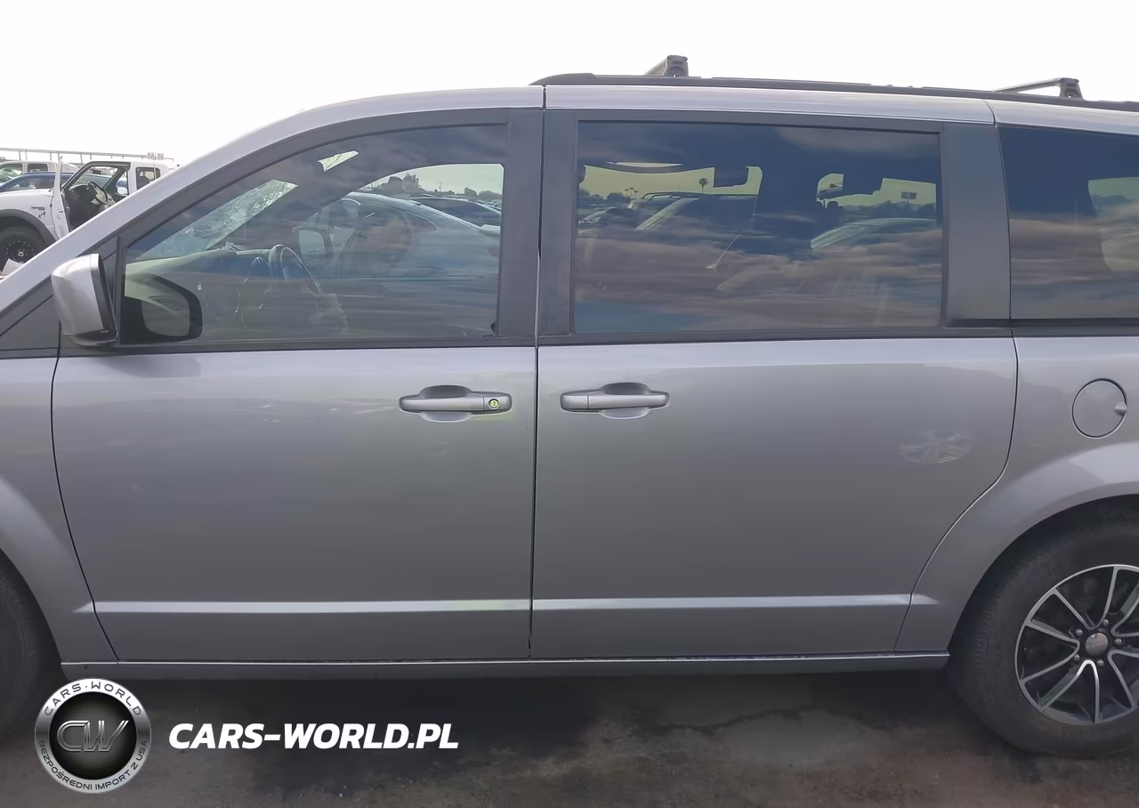 2019 Dodge Grand Caravan Gt VIN:2C4RDGEG0KR647422 - 14