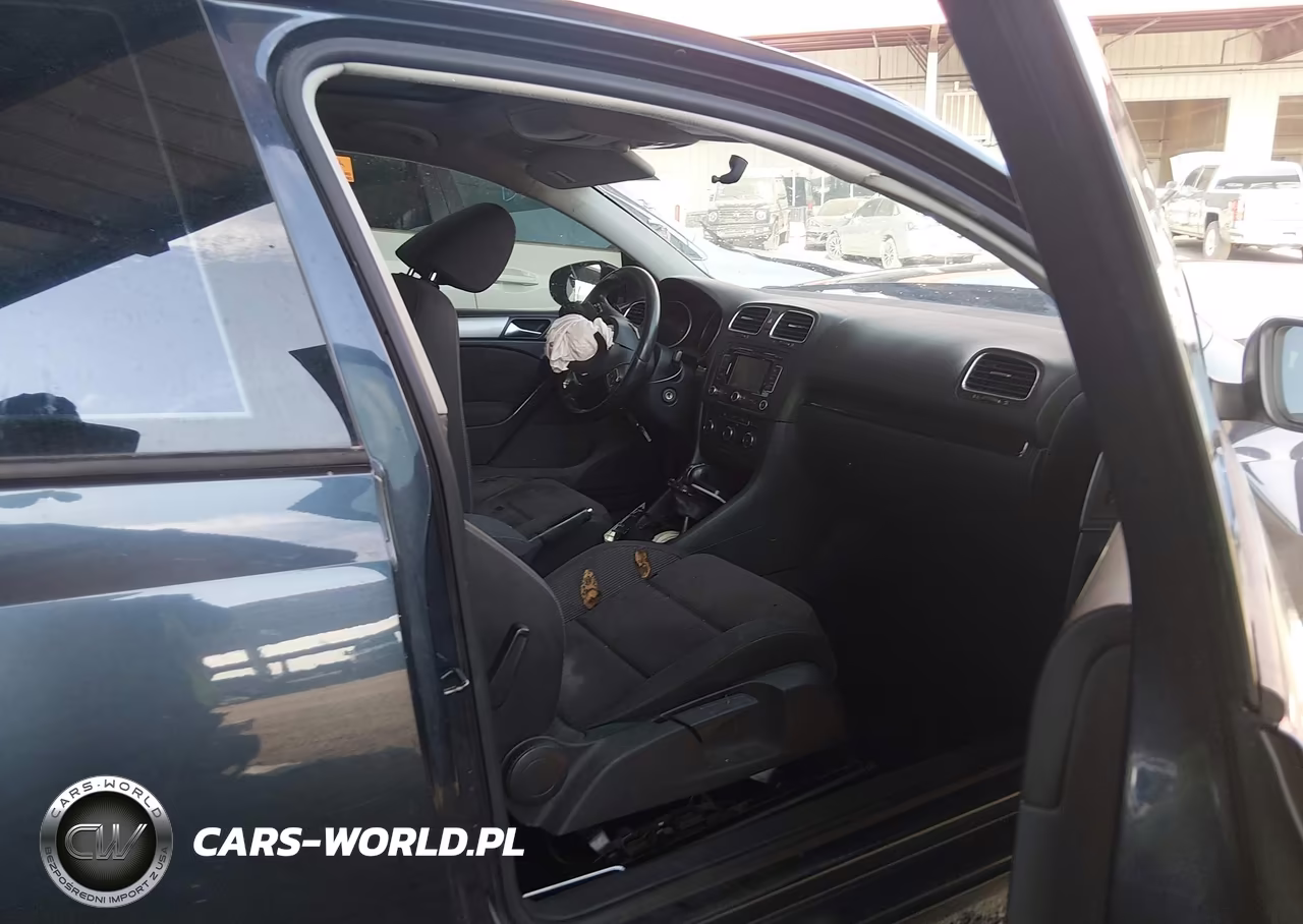 2012 Volkswagen Golf Tdi 2-Door VIN:WVWBM7AJ5CW306576 - 5