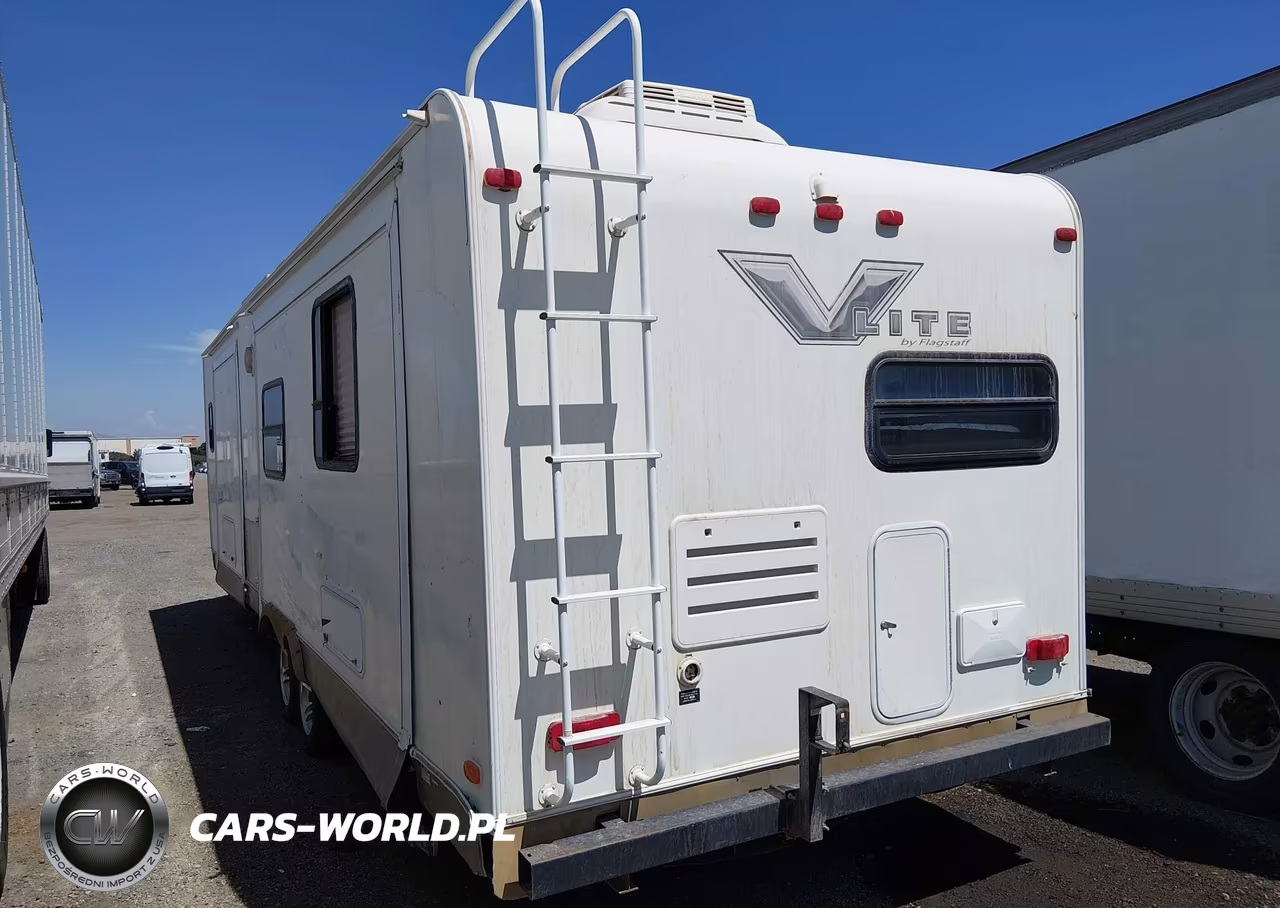 2011 Forest River Flagstaff 30Wrkss VIN:4X4TFLF24B1838237 - 3