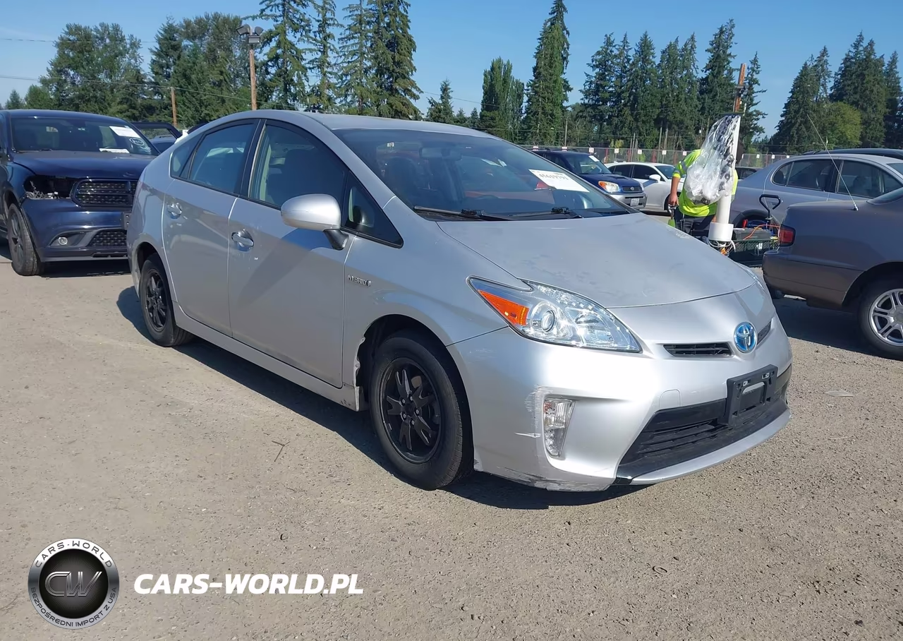 2014 Toyota Prius Three