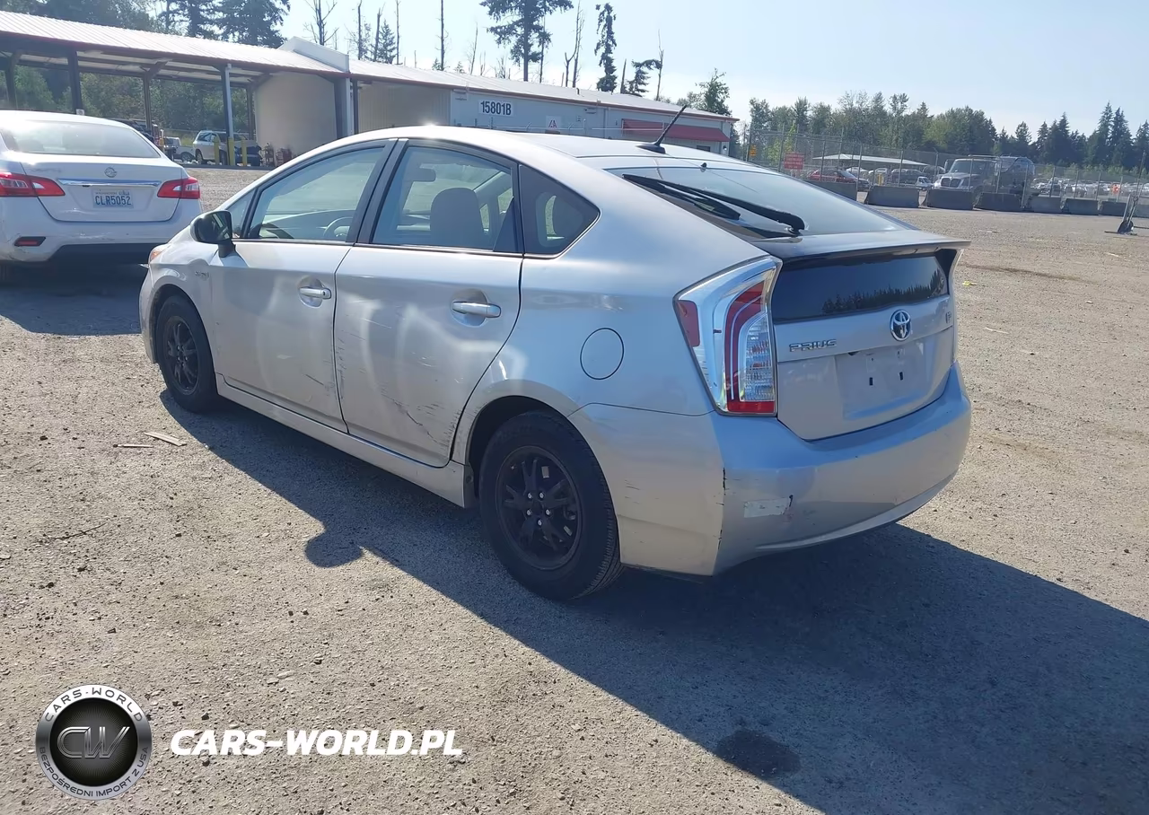 2014 Toyota Prius Three VIN:JTDKN3DU9E0387762 - 3