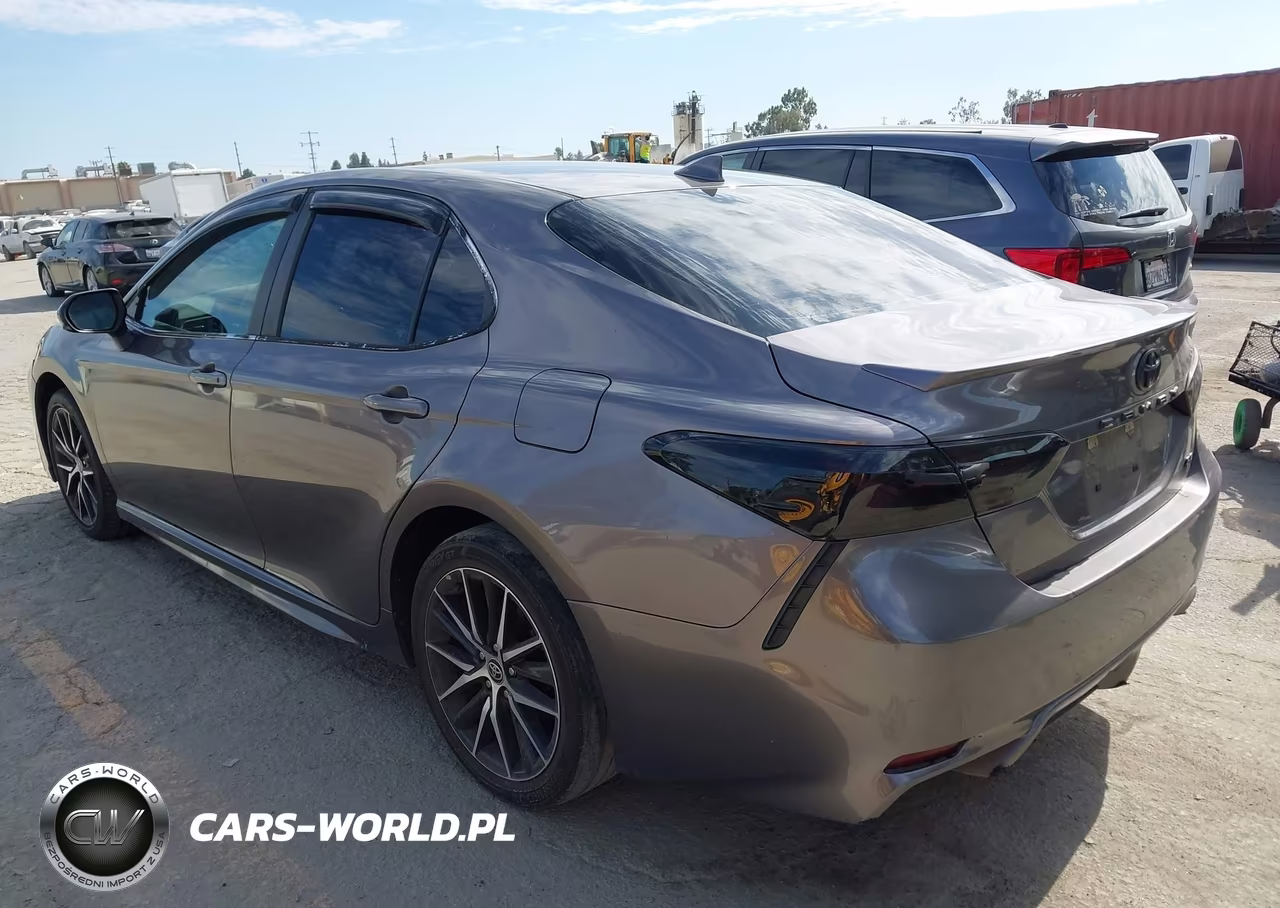 2021 Toyota Camry Se VIN:4T1T11AK4MU616066 - 3