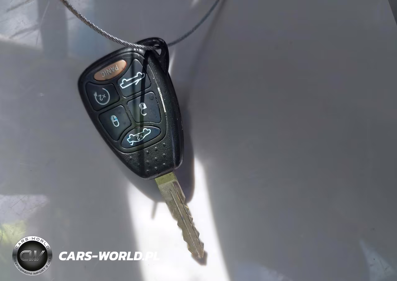 2008 Chrysler Sebring Limited VIN:1C3LC65MX8N657832 - 11