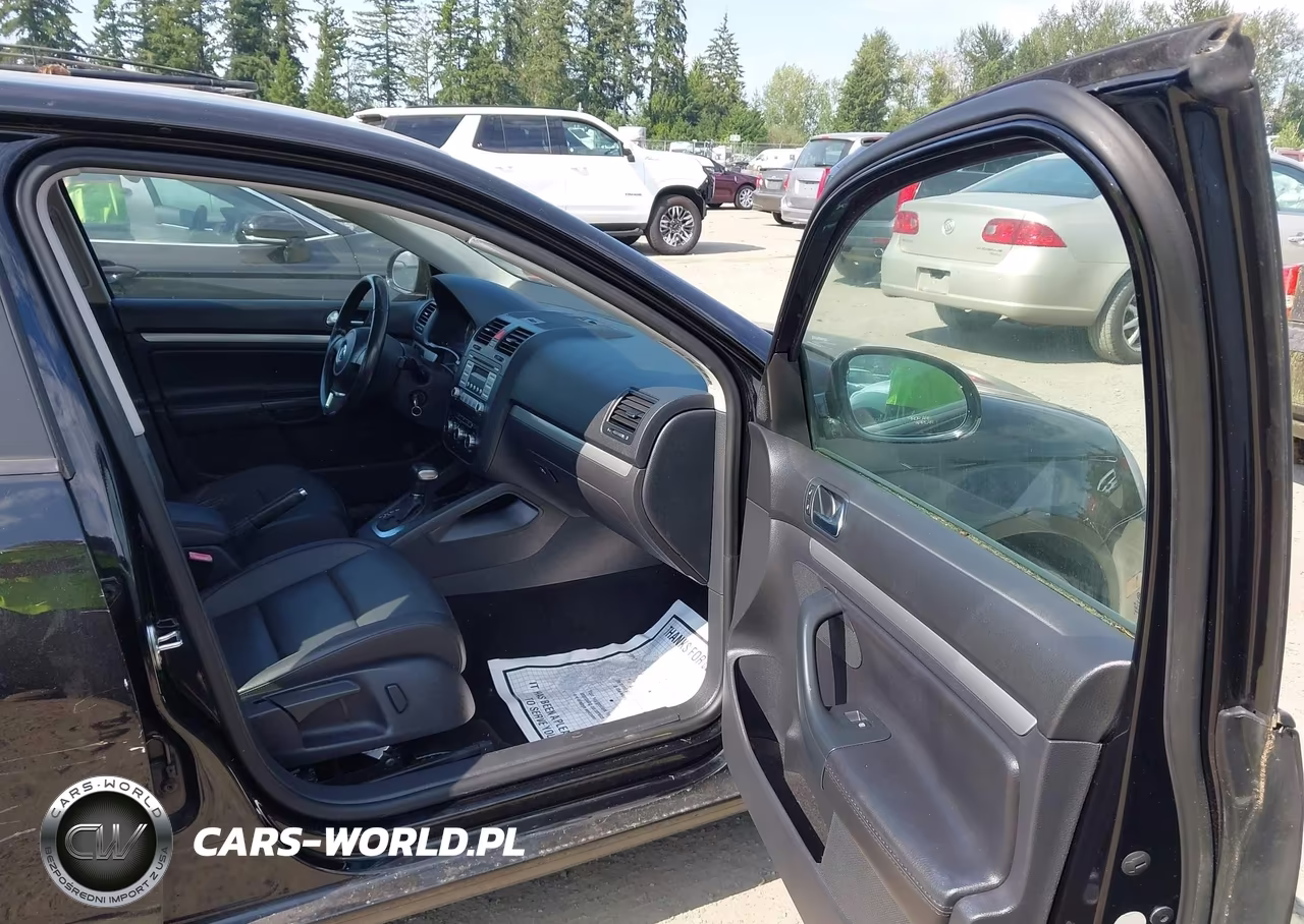 2010 Volkswagen Jetta Limited Edition VIN:3VWAX7AJ7AM151929 - 5