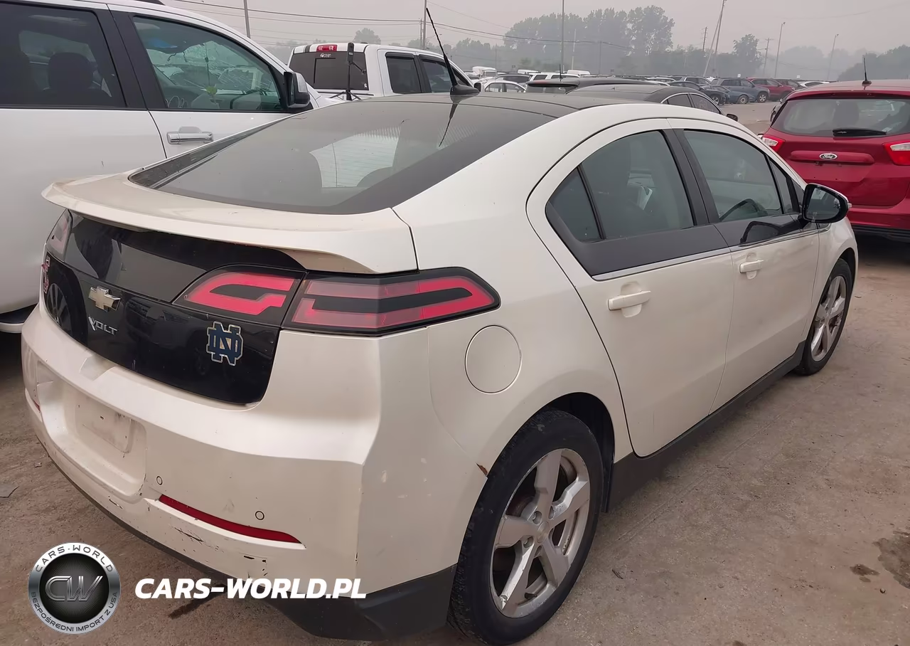 2011 Chevrolet Volt VIN:1G1RD6E47BU099320 - 4