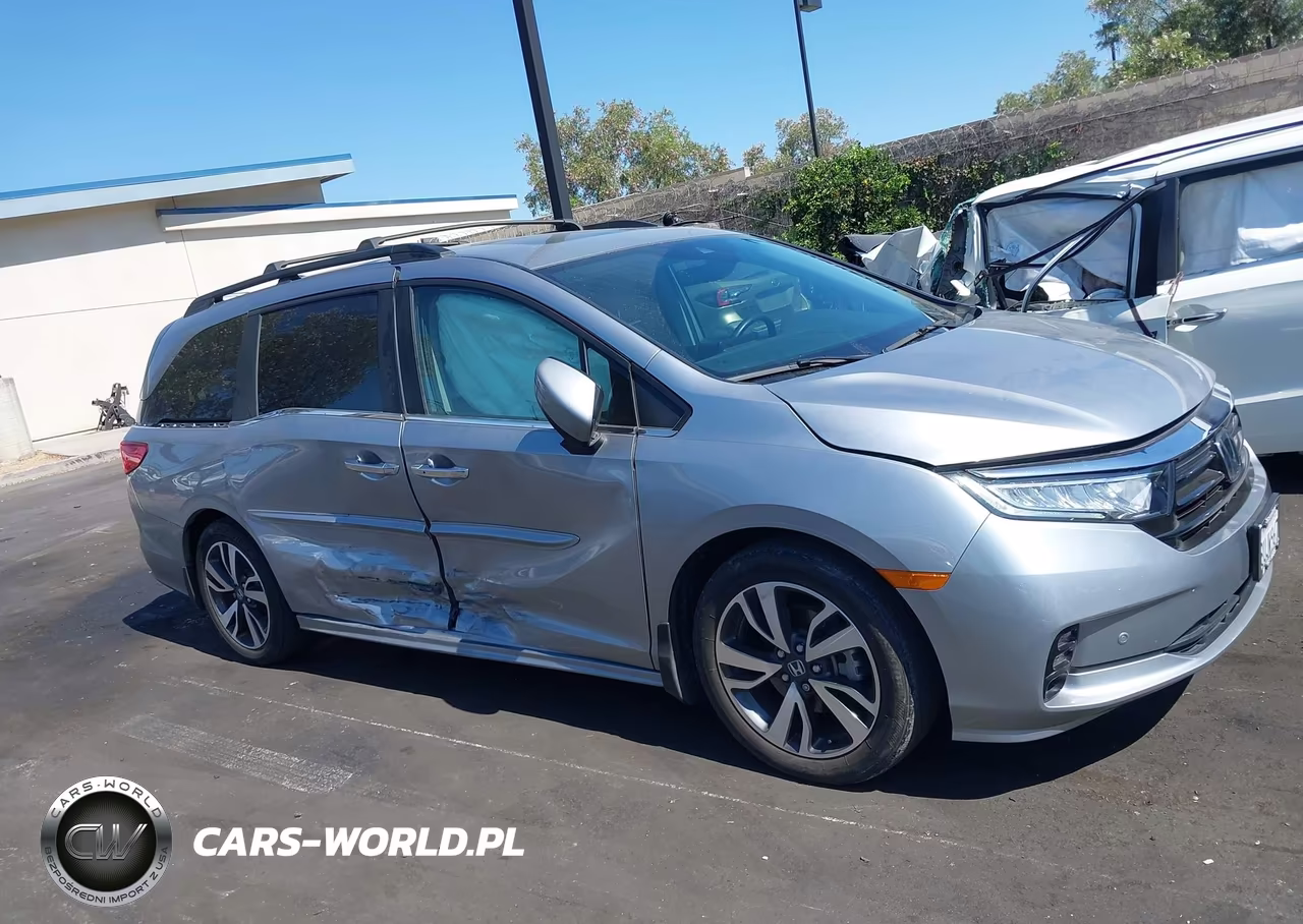 2021 Honda Odyssey Touring VIN:5FNRL6H89MB000243 - 14