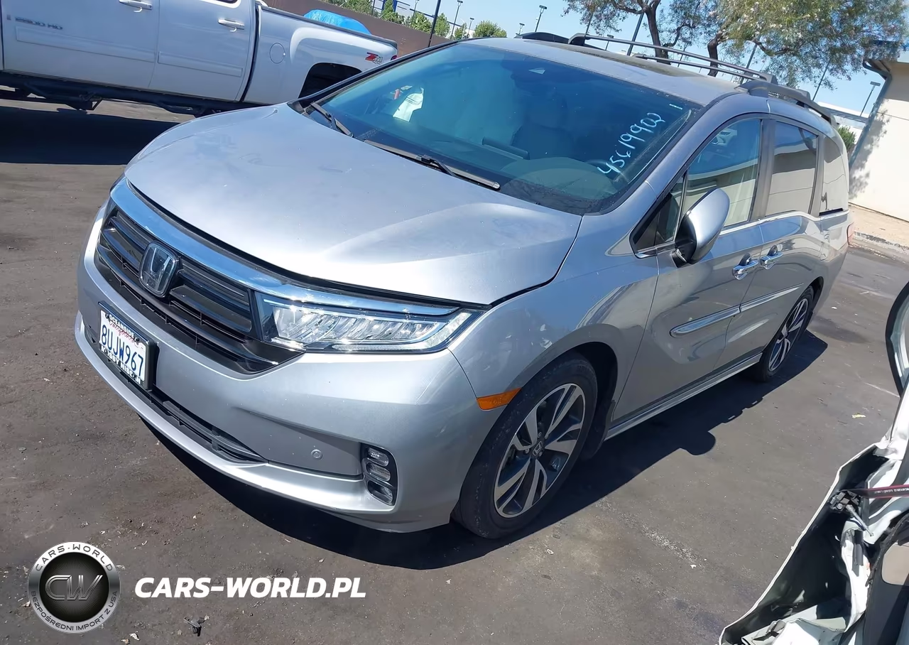 2021 Honda Odyssey Touring VIN:5FNRL6H89MB000243 - 2