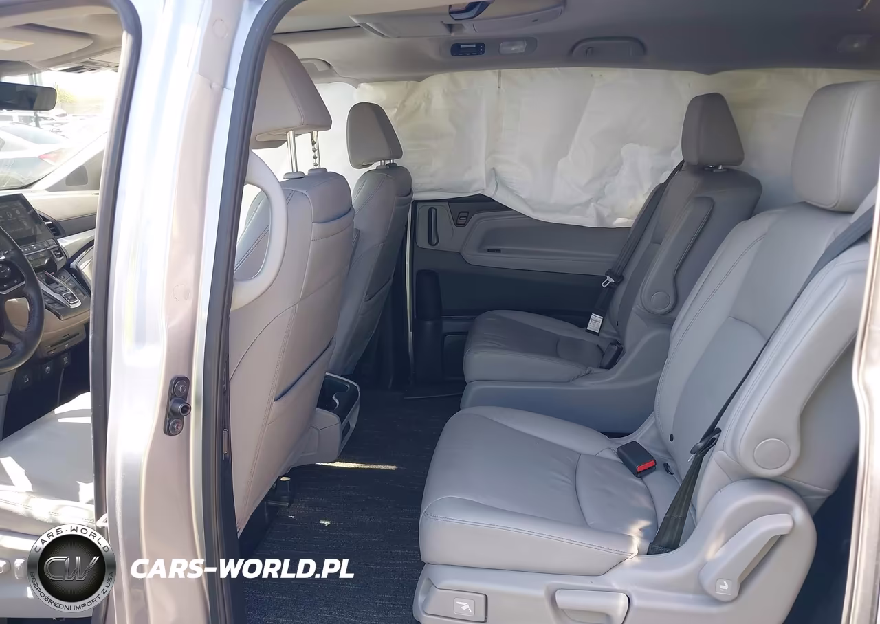 2021 Honda Odyssey Touring VIN:5FNRL6H89MB000243 - 8