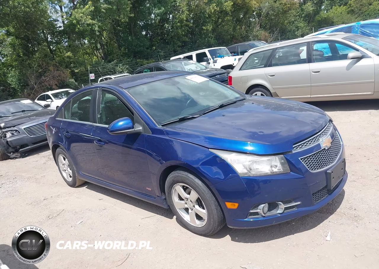 2013 Chevrolet Cruze 1Lt Auto – zdjęcie 1 z 12